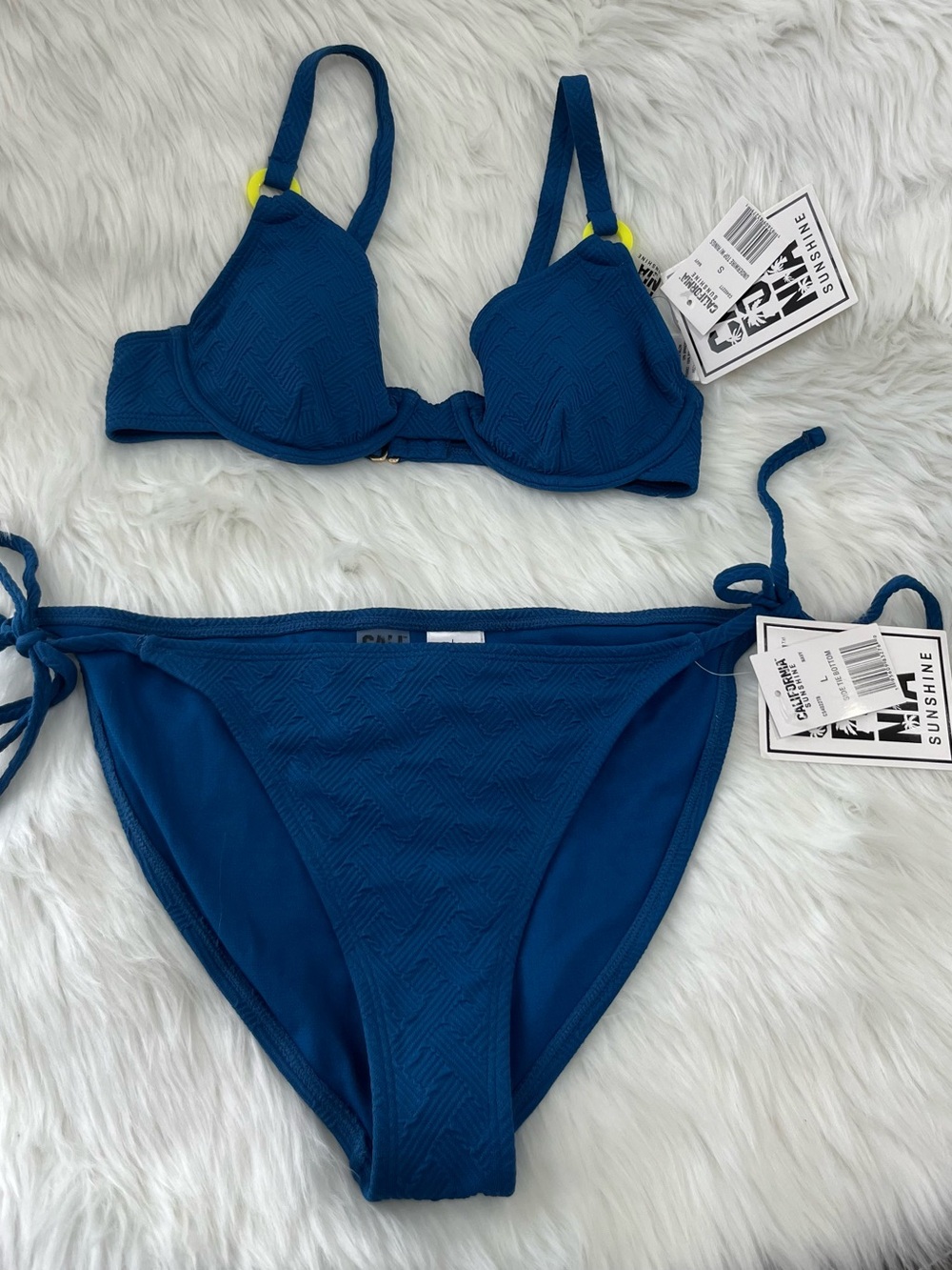 California Sunshine Blue Textured Bikini Set NWT Women’s